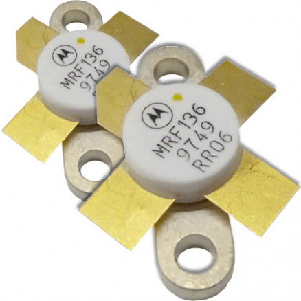 Bộ khuếch đại MRF136